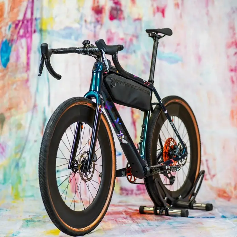 Unleazhed BPG01 Apocalypse color glossy - Rahmenschutzfolie Gravelbike – Bild 3