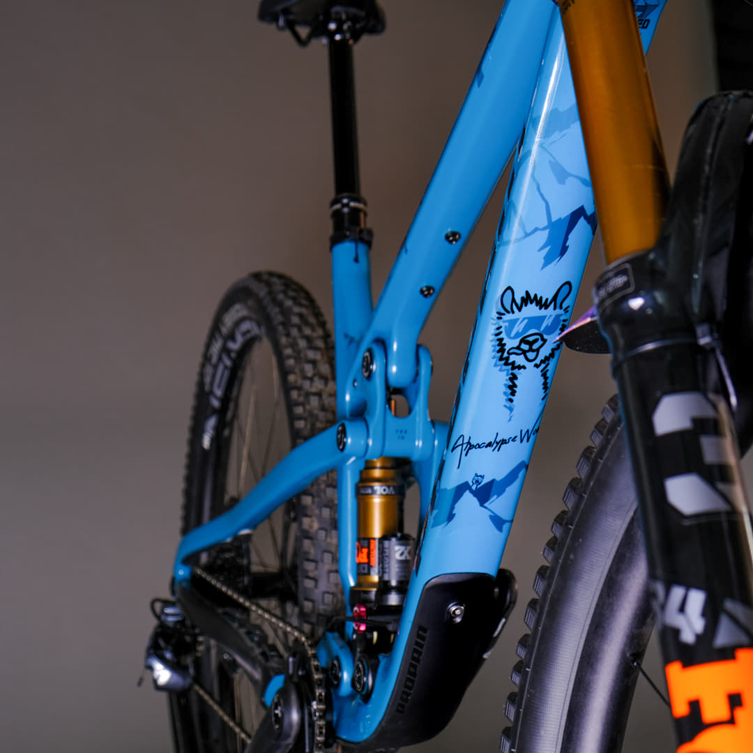 Unleazhed Rahmenschutzfolie XXL Alpocalypse black glossy – Bild 3