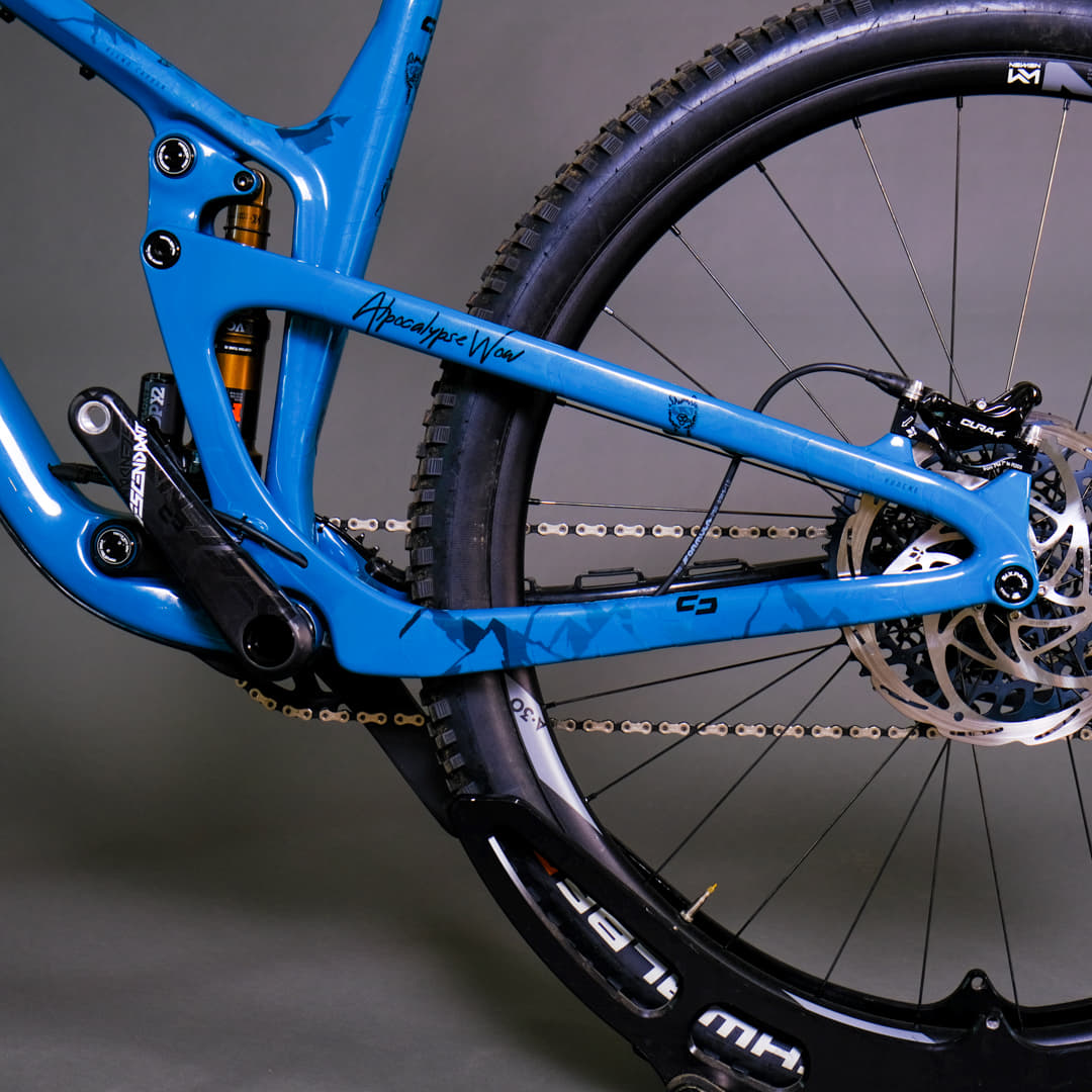 Unleazhed Rahmenschutzfolie XXL Alpocalypse black glossy – Bild 4