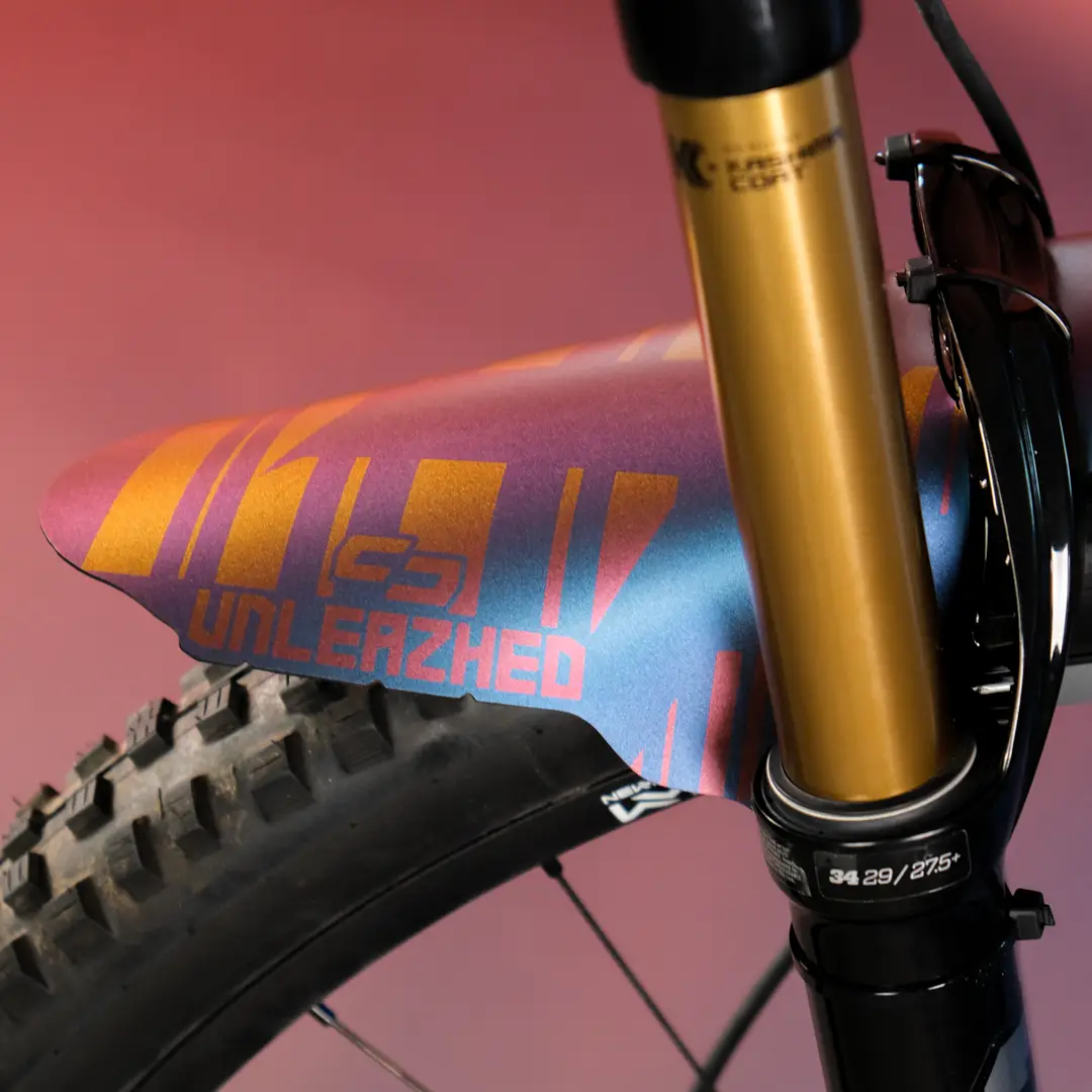 Unleazhed M01 mudguard flipflop redblue-redgold - Kotflügel – Bild 5