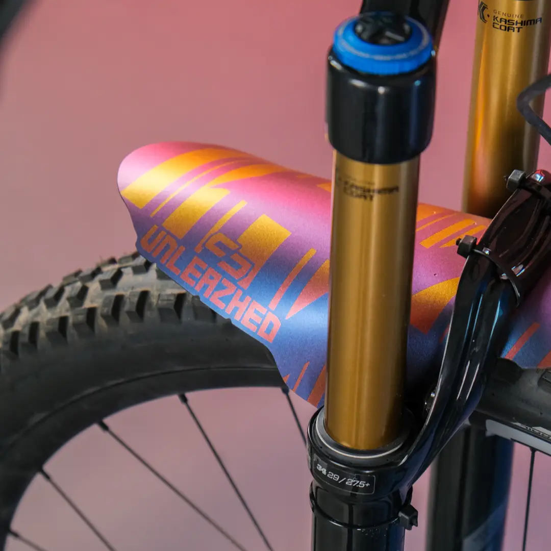 Unleazhed M01 mudguard flipflop redblue-redgold - Kotflügel – Bild 3