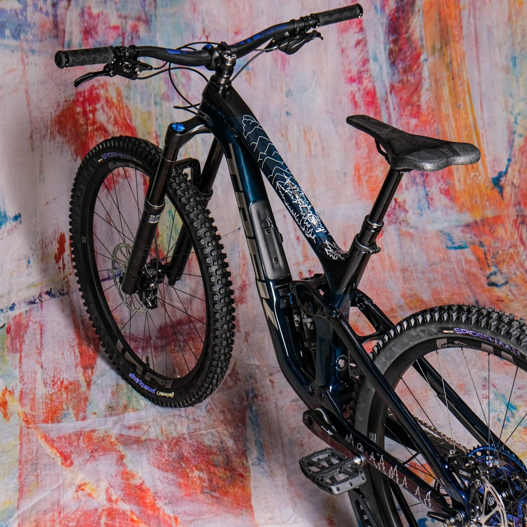 Unleazhed Rahmenschutzfolie XXL jasper jauch forest white glossy – Bild 2