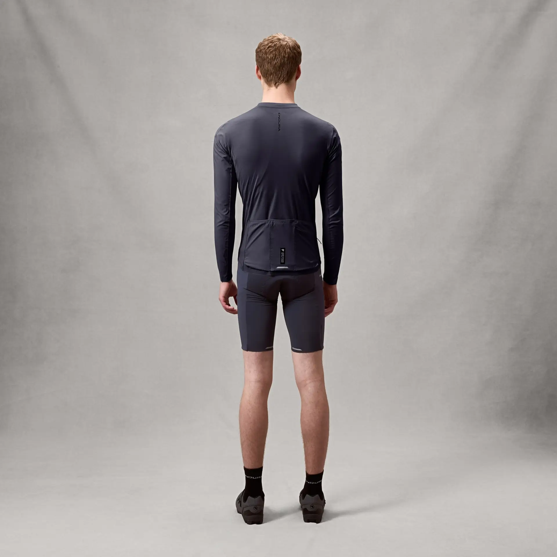 Endura Men`s AllTrack Ride L/S Jersey - M – Bild 4